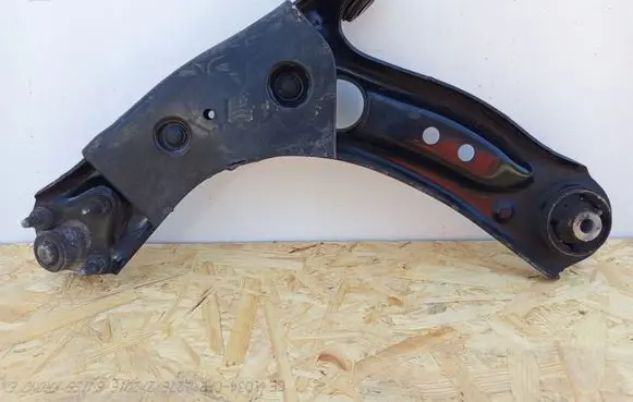 Volkswagen Golf VIII Front control arm 