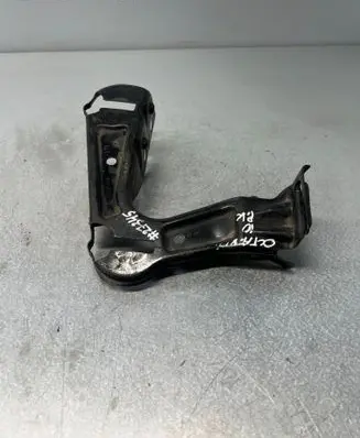 Headlight/headlamp mounting bracket