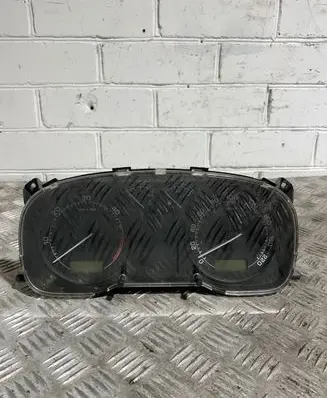 Skoda Octavia Mk1 (1U) Speedometer (instrument cluster) 1U0920810F 110080058017