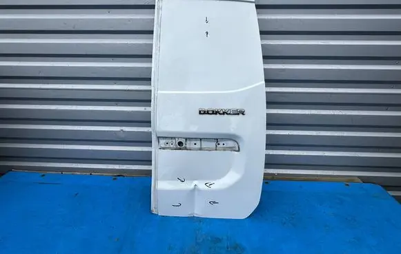 Back/rear loading door