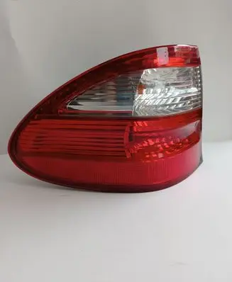 Mercedes-Benz E W211 Rear/tail lights 379001 A211820