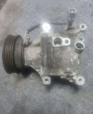 Toyota Corolla Verso E121 Air conditioning (A/C) compressor (pump) 247300-3140