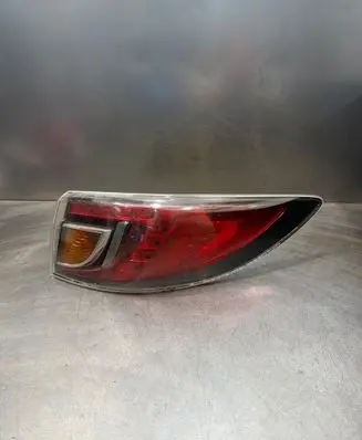 Mazda 6 Rear/tail lights GS2A51150 22041095