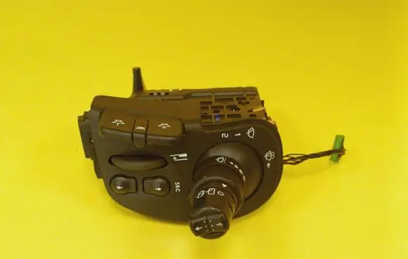 Renault Scenic II - Grand scenic II Wiper switch 