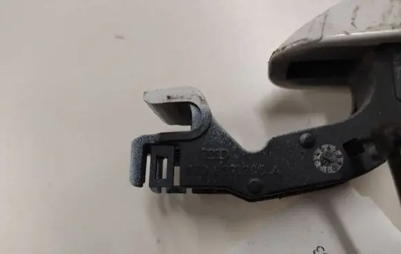 Audi A4 S4 B8 8K Front door exterior handle 8T0837205A