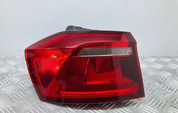 Volkswagen Golf Sportsvan Rear/tail lights 510945095P