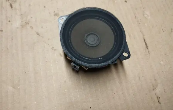 Chrysler Voyager Panel speaker 05064120AB