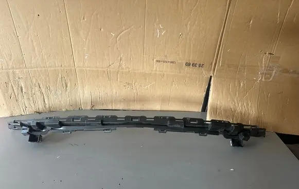Mercedes-Benz C AMG W205 Front bumper mounting bracket A2058855902