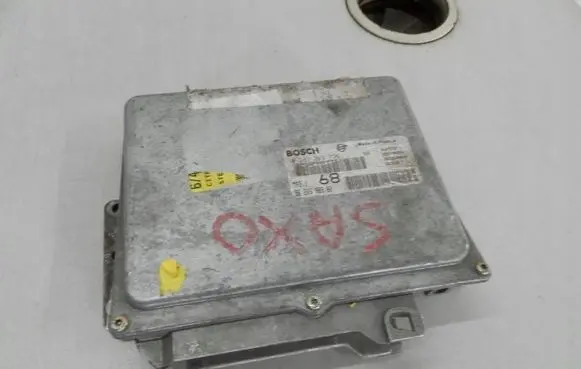 Citroen Saxo Engine control unit/module ECU 9620398980
