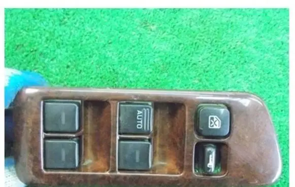 Nissan Maxima Electric window control switch