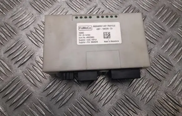 Ford Explorer VI Tow bar trailer control unit/module LB5T19H378CA