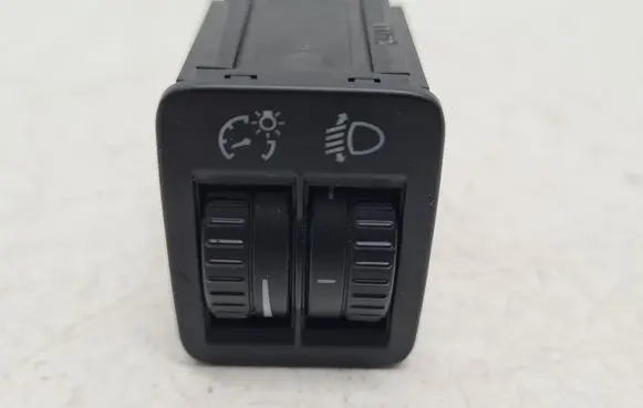 Volkswagen PASSAT B7 Headlight level height control switch 3AA941333