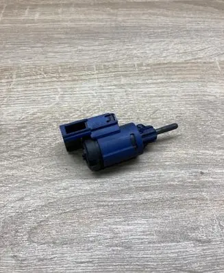 Volkswagen Golf IV Brake pedal sensor switch 1J0927189E 19322002