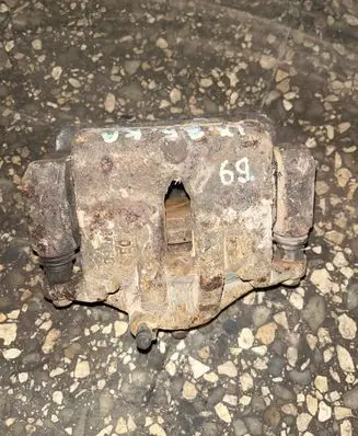 Hyundai ix35 Front brake caliper
