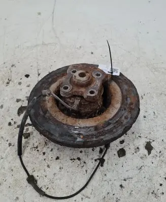 Renault Laguna II Rear wheel hub