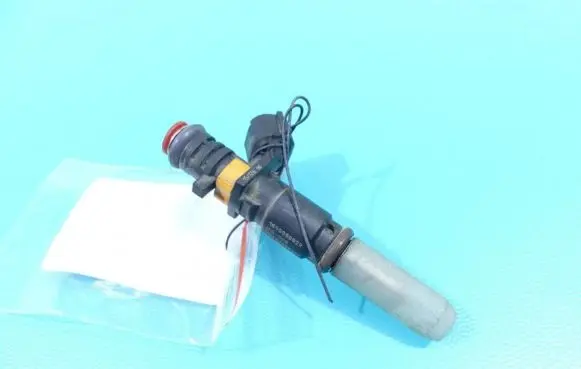 Renault Fluence Fuel injector 8201488661 IMPRK1355629
