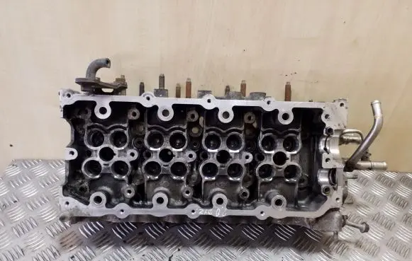Toyota RAV 4 (XA20) Engine head 