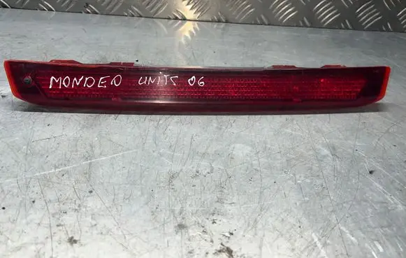 Ford Mondeo MK IV Third/center stoplight 7S7113A601