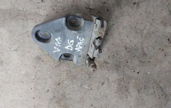Opel Vivaro Loading door lock 5512