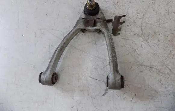 Maserati GranSport Front upper control arm/wishbone 