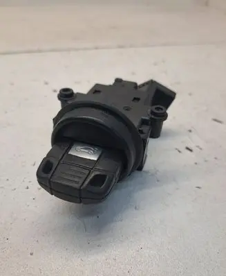 BMW 5 E60 E61 Ignition lock 6954722 10862510