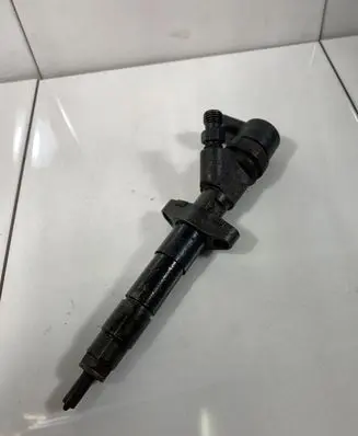 Renault Laguna II Fuel injector 0445110084