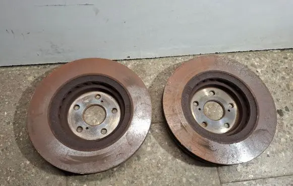 Lexus ES 250 - 300 - 330 Front brake disc