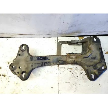 BMW X5 E53 Gearbox mounting bracket