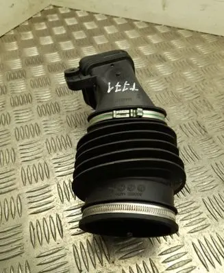 Jeep Compass Air intake hose/pipe 68488102AA