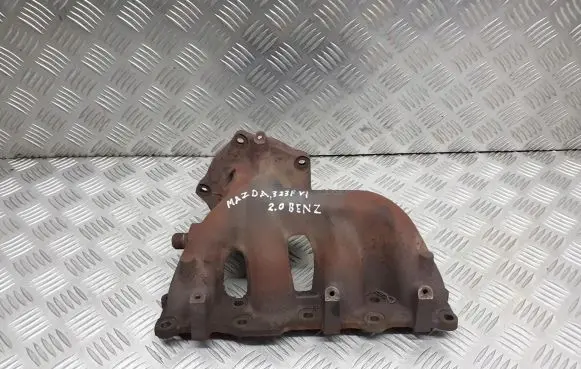 Mazda 323 F Exhaust manifold