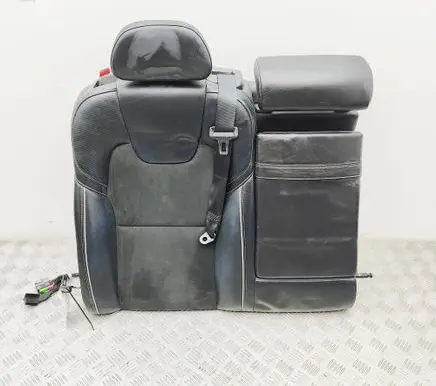 Volvo S90, V90 Rear seat 31379191