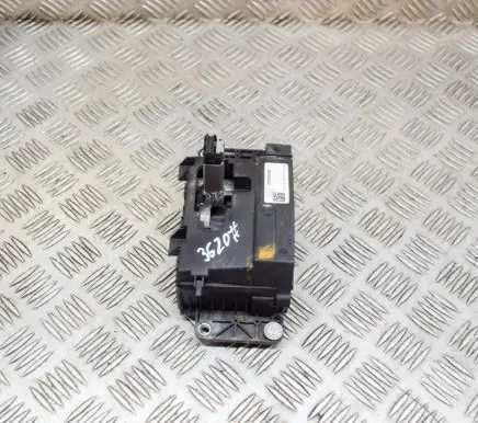 Maserati Ghibli Gear shifter/selector 6700300360 100083466