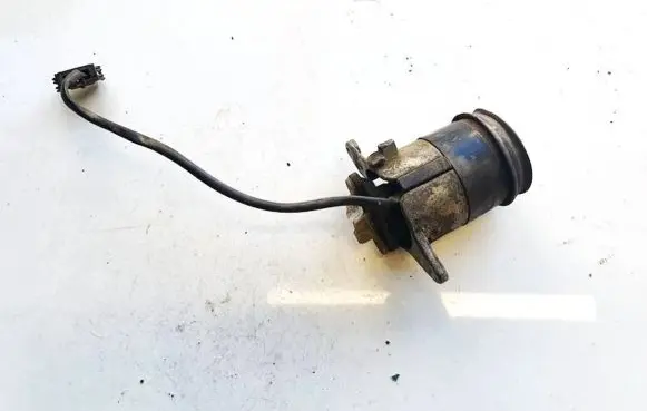 Audi A6 S6 C4 4A Tailgate exterior lock 