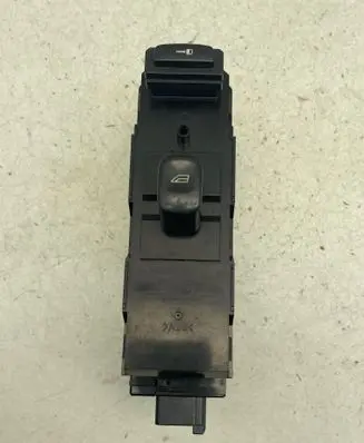 Volvo XC90 Electric window control switch 30658147 MP18BC00053 04W18E