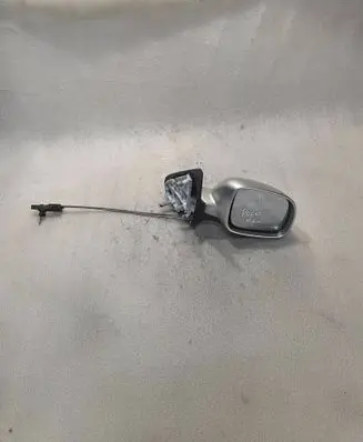 Volkswagen Polo Coupe wind mirror (mechanical) E11015862