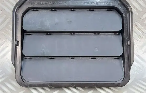 Ford Kuga III Quarter panel pressure vent L1TB-A280B62-AC