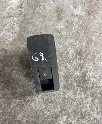 Opel Insignia A Electric window control switch 0000840701