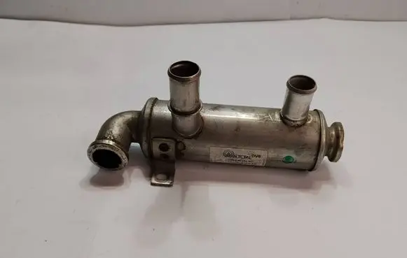 Peugeot 307 EGR valve cooler 3M5Q9F464BC 1222008 VP1U3H9P445BB