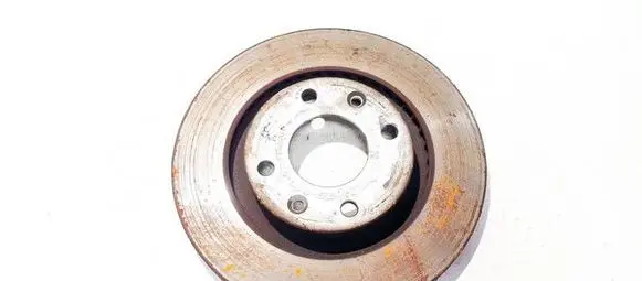 Peugeot 208 Front brake disc ventiliuojamas