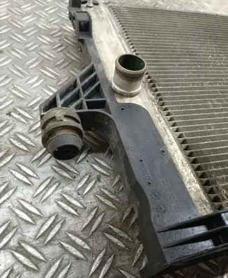 Volvo V50 Coolant radiator