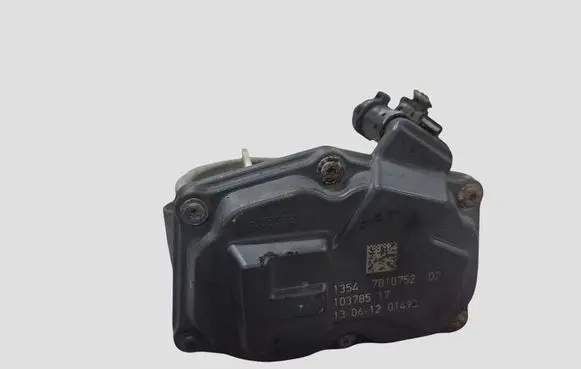 BMW 1 E81 E87 Throttle valve 1354781075202