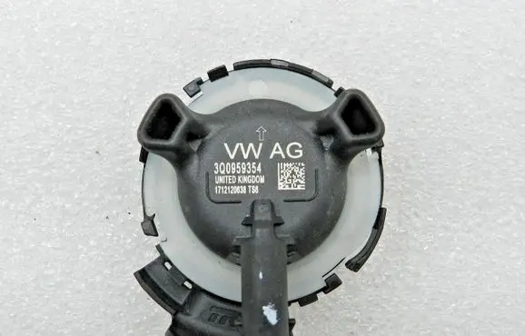 Seat Leon (5F) Airbag deployment crash/impact sensor 3Q0959354 3Q0959354A