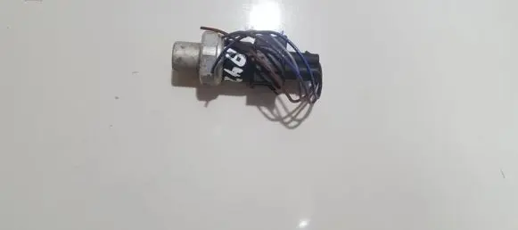 Audi A6 S6 C5 4B Air conditioning (A/C) pressure sensor 8d0959482b tdp-302qadg