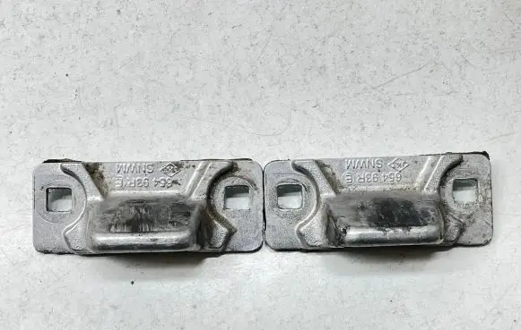 Renault Kangoo II Sliding door check strap stopper 65493R
