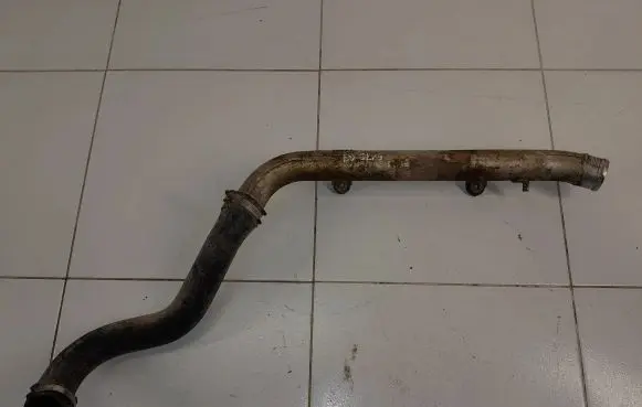 Audi Q7 4L Intercooler hose/pipe 7L6145795