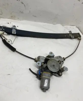 Chevrolet Captiva Rear door window regulator motor 96627082 A70820088
