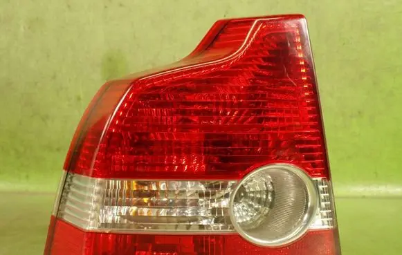 Volvo S40 Rear/tail lights 30698912
