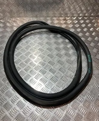 Peugeot 3008 III Front door rubber seal PK21283