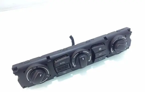 BMW 5 E60 E61 Climate control unit 6956825 64116956825