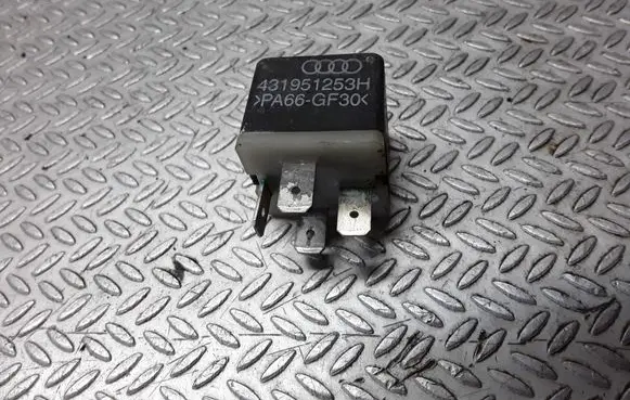 Audi A8 S8 D2 4D Other relay 431951253H